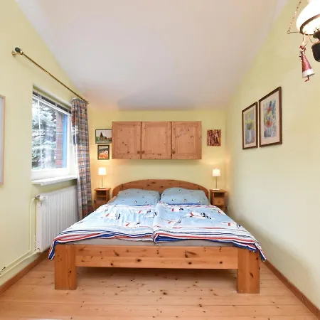 Holiday With Terrace In M Ritz Semesterbostad Graal-Mueritz